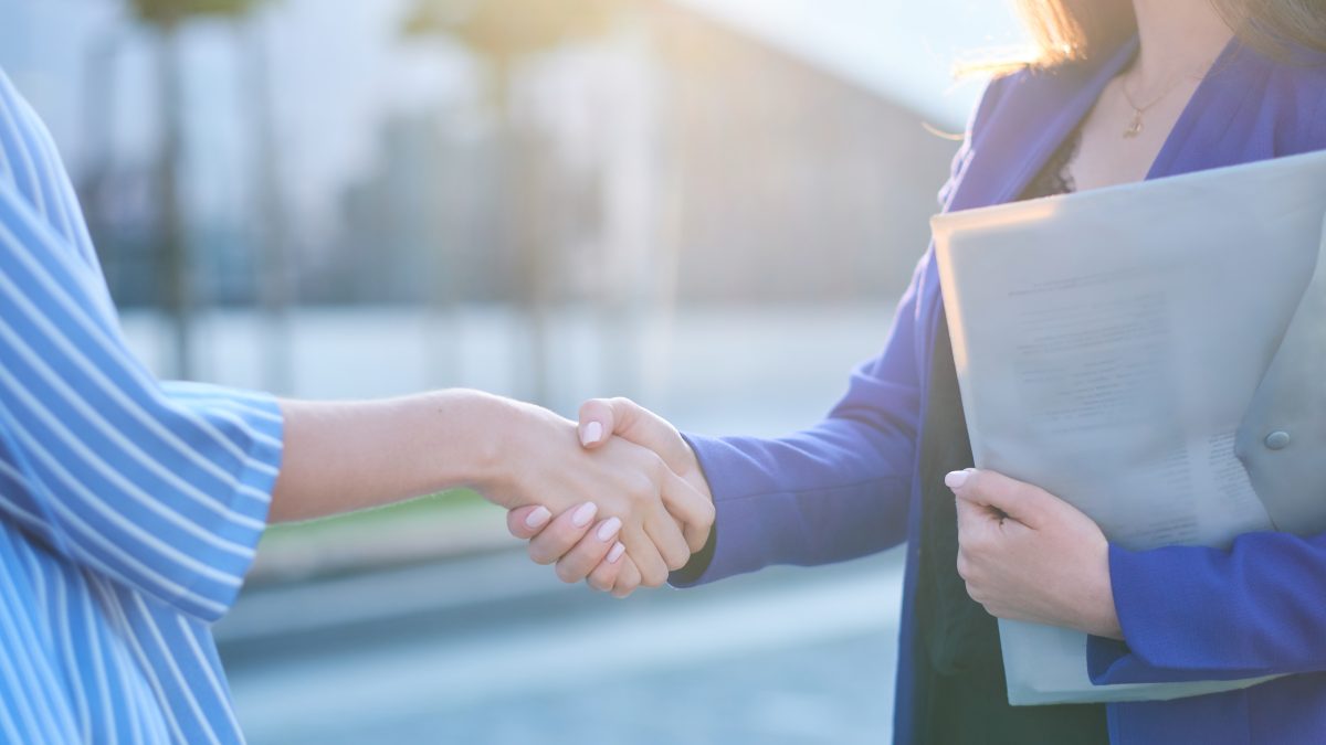 Cara Negosiasi Gaji untuk Fresh Graduate