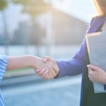 Cara Negosiasi Gaji untuk Fresh Graduate